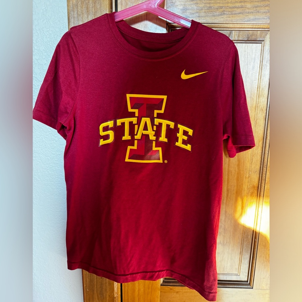 Iowa state Nike youth medium tshirt